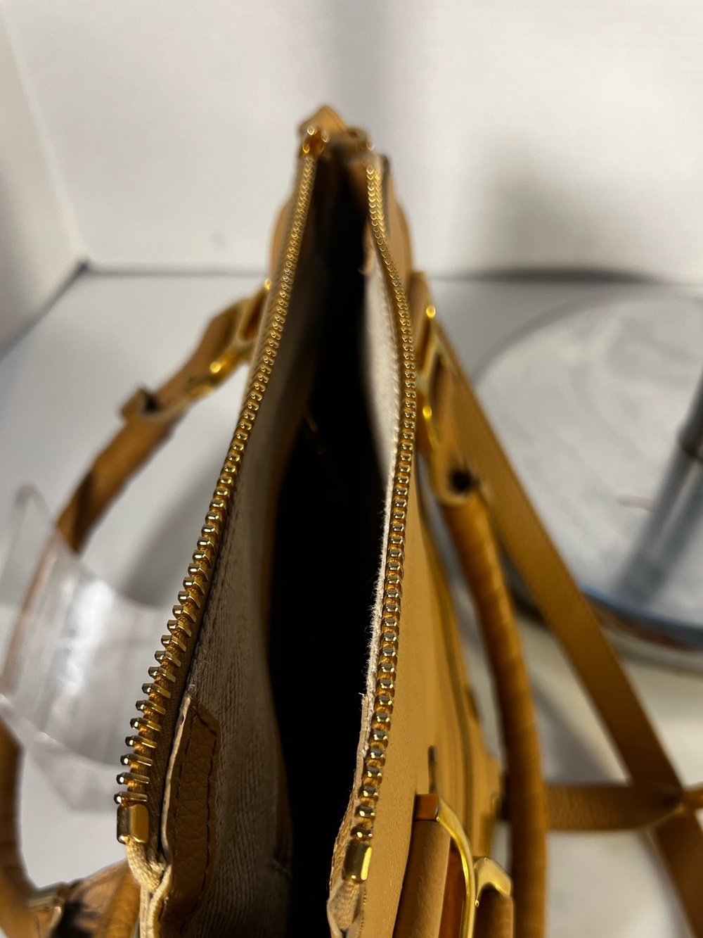 Chloe mini Marcie bag. Leather Satchel with Gold Hardware - Picture 5 of 16